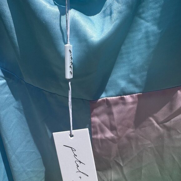 Petal & Pup Mistie Maxi Dress - Mult Size 4 NWT - Picture 7 of 12